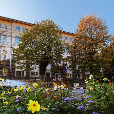 Hotel Teilor Caciulata Zewnętrze zdjęcie